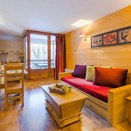 Apartamento In Savoie With Heated Poo Brides-les-Bains